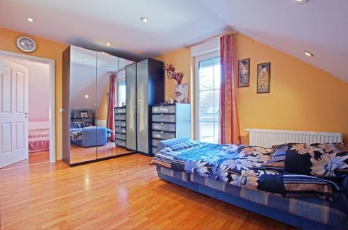 Conzeptplus Private Rooms Exhibition Center (room Agency)