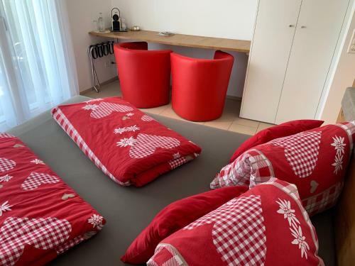 Hostal Ustria / Pensiun Trutg