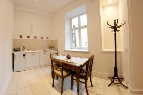 Hostal Pokoje Bagatela Stare Miasto