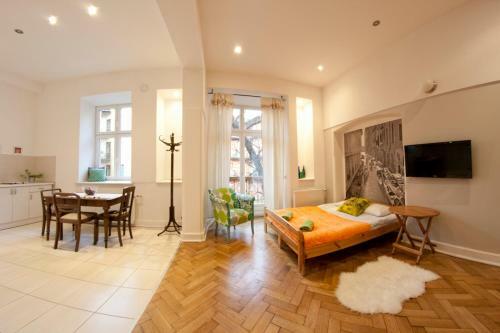 Hostal Pokoje Bagatela Stare Miasto