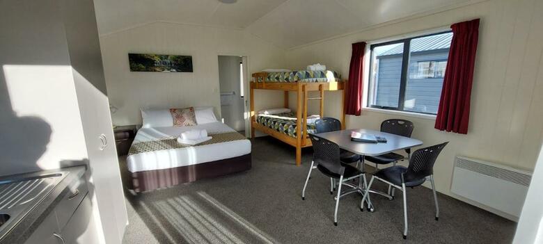 Omarama Top 10 Holiday Park