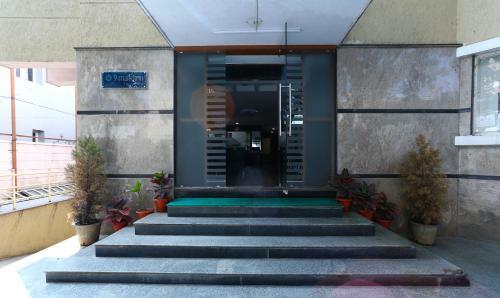 Hotel 9 Marks Inn-indiranagar
