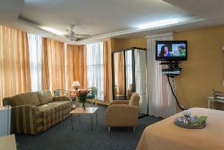 Hotel Melrose Plaza Suites