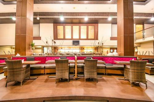 Hotel Sadanand Regency