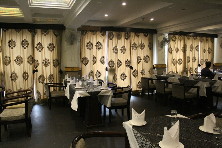 Hotel Mohan Continental