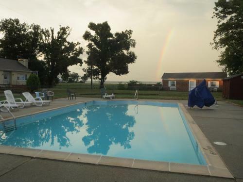 Southside Motel And Marina