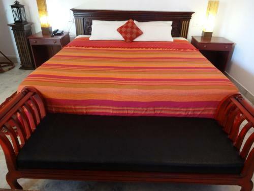 Hotel Hill View Beach Resort