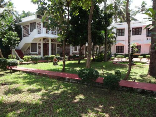 Hotel Hill View Beach Resort