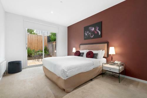 Brighton Bay Apartments