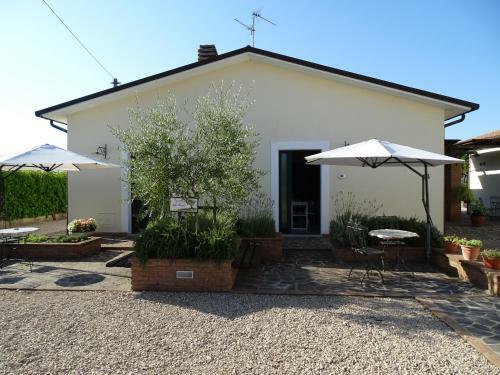 Hostal Terra Dei Santi Country House