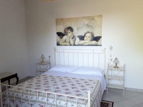 Hostal Terra Dei Santi Country House