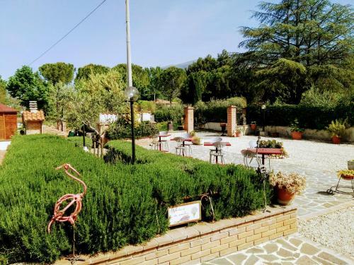Hostal Terra Dei Santi Country House