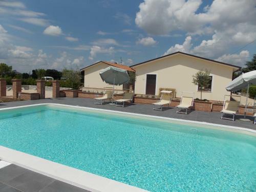 Hostal Terra Dei Santi Country House