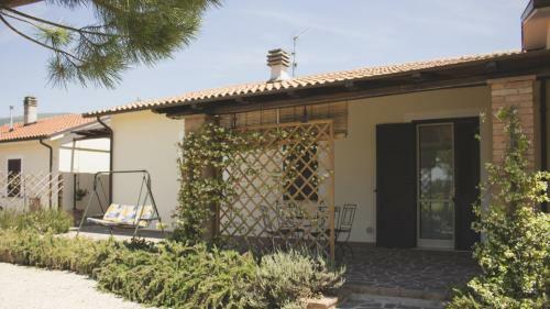 Hostal Terra Dei Santi Country House