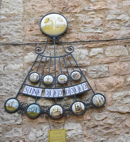 Hostal Terra Dei Santi Country House