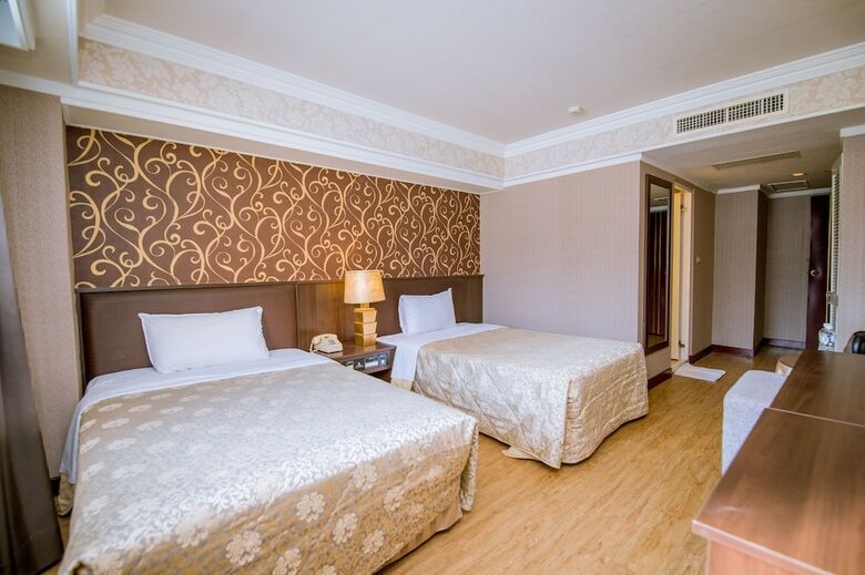 Hamilton Hotel