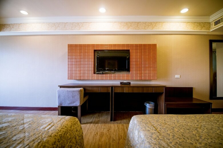 Hamilton Hotel