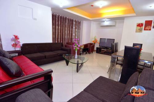 Jmm Apartment Suites