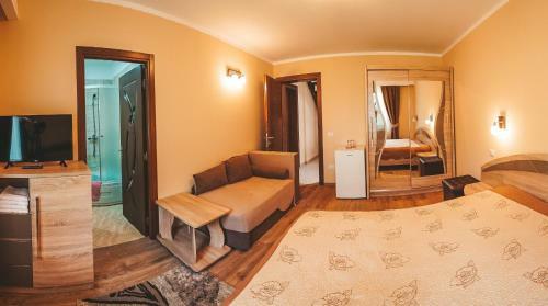 Hostal Pensiunea Eladi