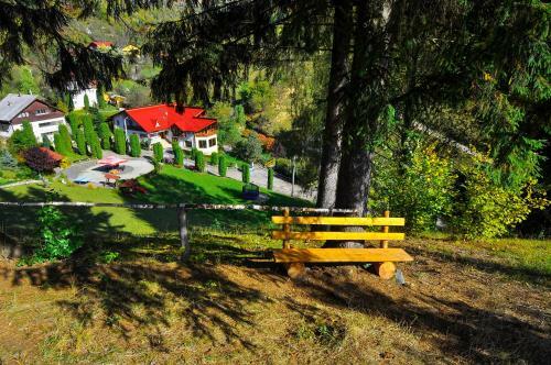 Hostal Pensiunea Eladi