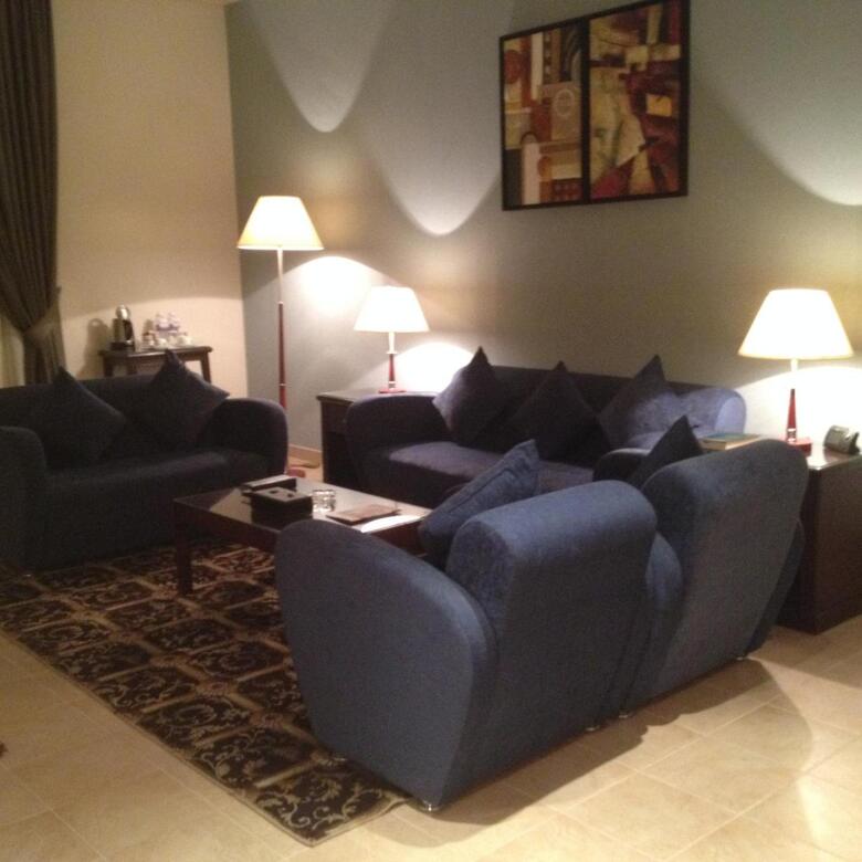 Executives Hotel - Azizia