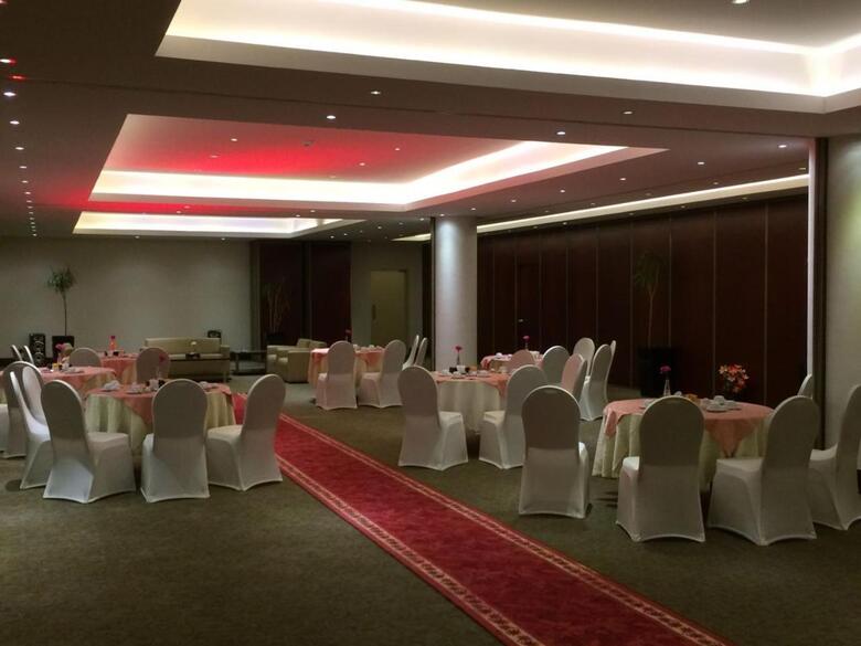 Executives Hotel - Azizia