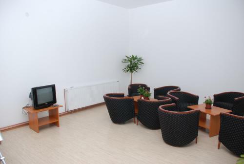 M Garni Hotel