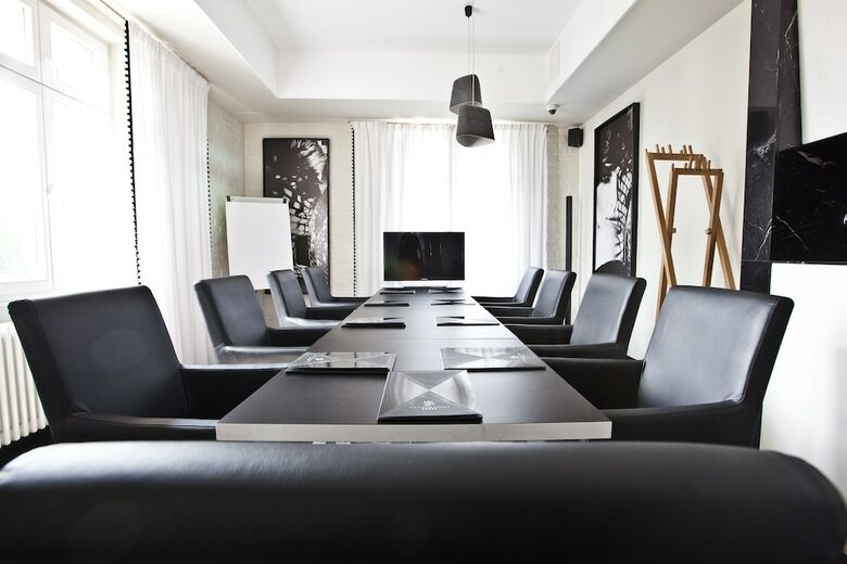Platinum Palace Residence Boutique Hotel