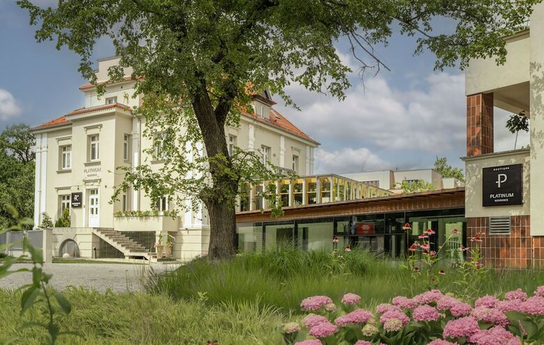 Platinum Palace Residence Boutique Hotel