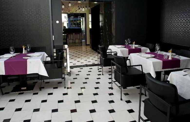 Platinum Palace Residence Boutique Hotel