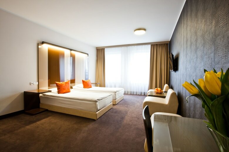 Platinum Palace Apartments