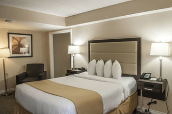 Hotel Quality Inn Airport West