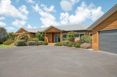Bed & Breakfast Kaimai Country Lodge