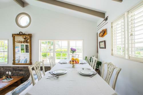 Bycroft Lodge Bed & Breakfast