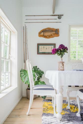 Bycroft Lodge Bed & Breakfast