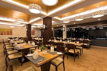 Hotel Confluence Banquets And Resort