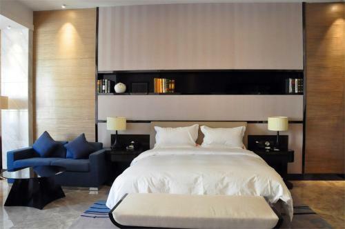 Baotou West Lake Hotel