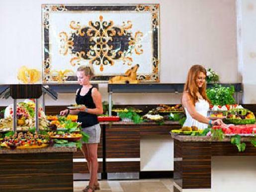 Monte Carlo Hotel