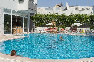 Tuna Apart Hotel (.)