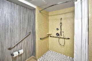 Hotel Hampton Inn & Suites By Hilton Toronto Airport