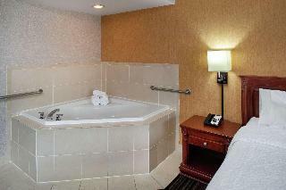 Hotel Hampton Inn & Suites By Hilton Toronto Airport