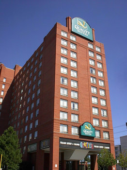 Hotel Quality Suites Toronto Airport