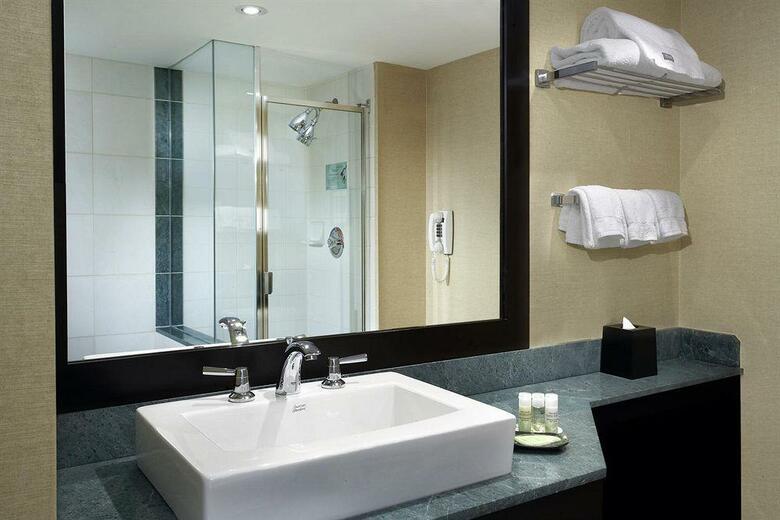 Hotel Westin Prince Toronto