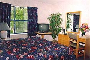 Hotel Happy Day Inn