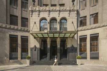 Hotel Metropole