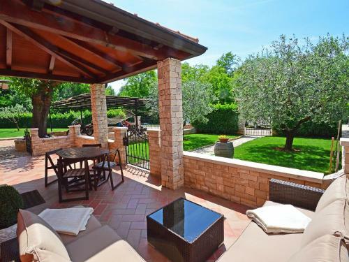 Holiday Home Villa Mala