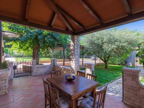 Holiday Home Villa Mala