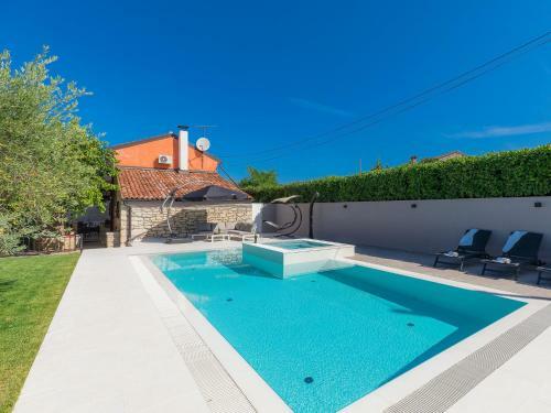 Holiday Home Villa Mala