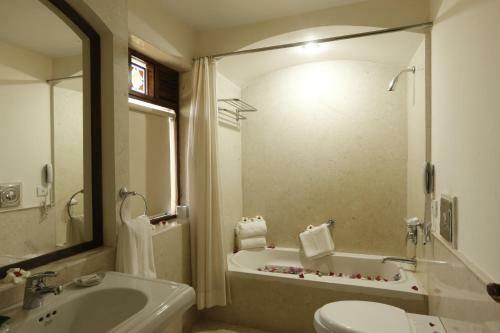 Hotel Mercure Goa Devaaya Resort