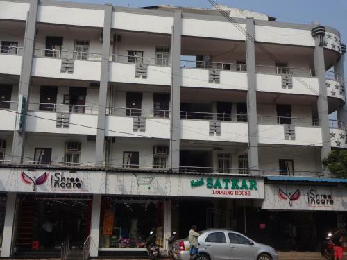 Lodge Hotel Satkar